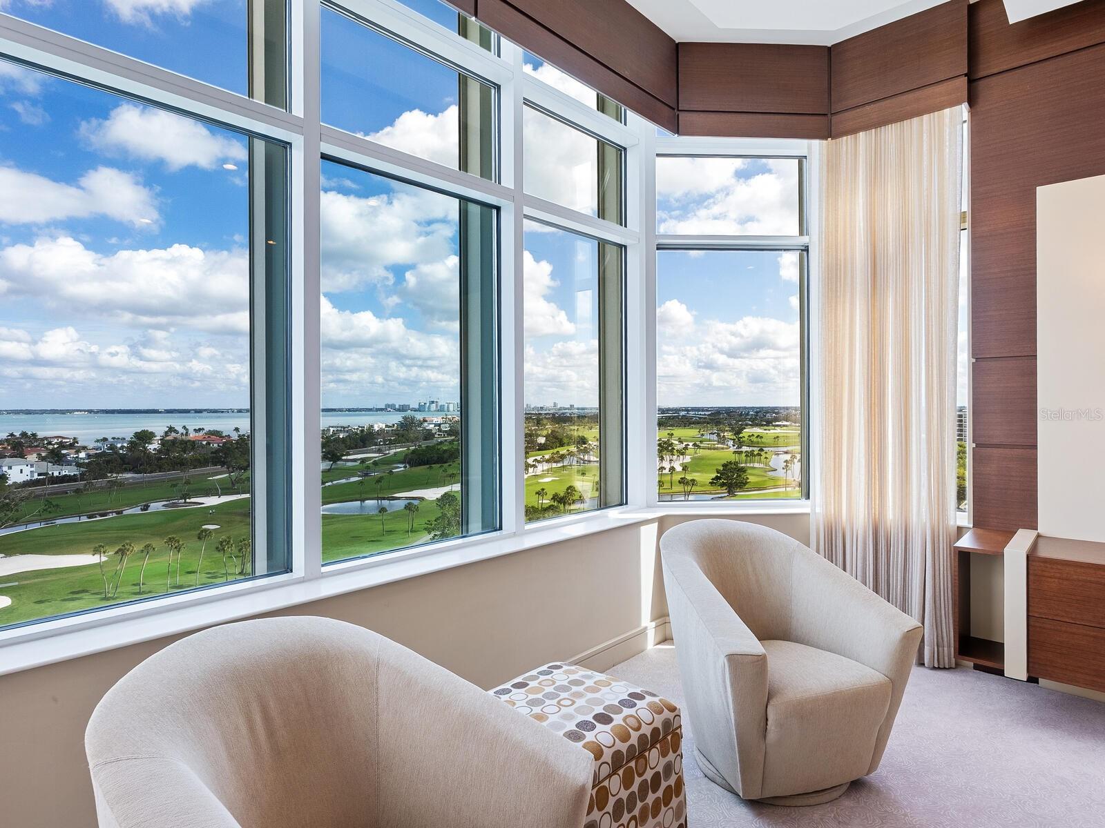 655 LONGBOAT CLUB RD #1PH, LONGBOAT KEY, FL, 34228