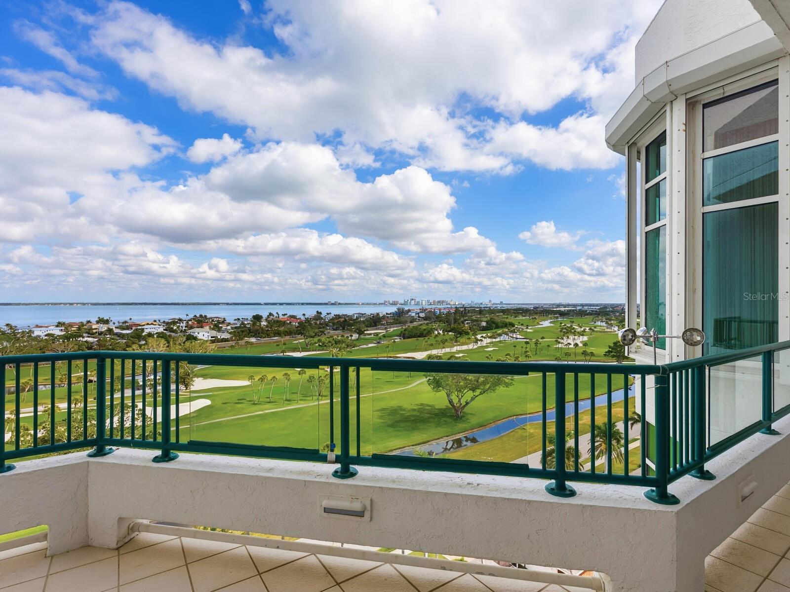 655 LONGBOAT CLUB RD #1PH, LONGBOAT KEY, FL, 34228
