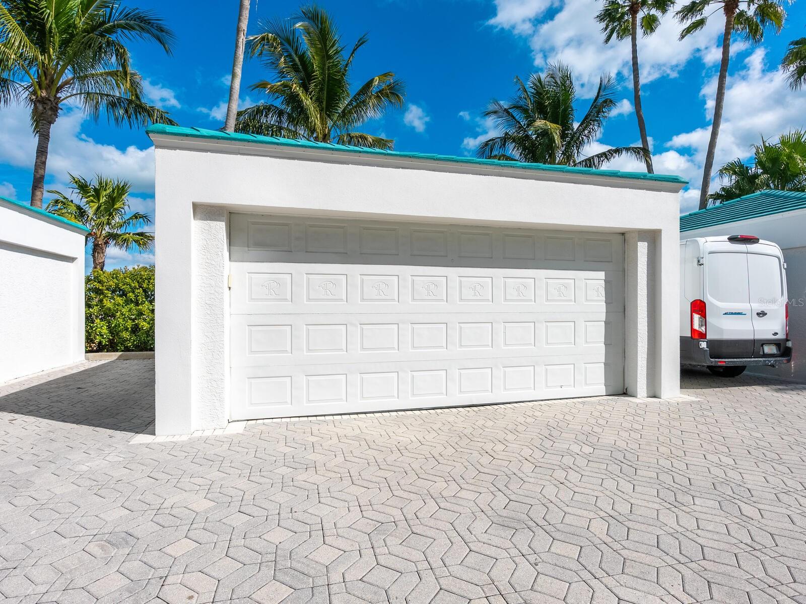 655 LONGBOAT CLUB RD #1PH, LONGBOAT KEY, FL, 34228