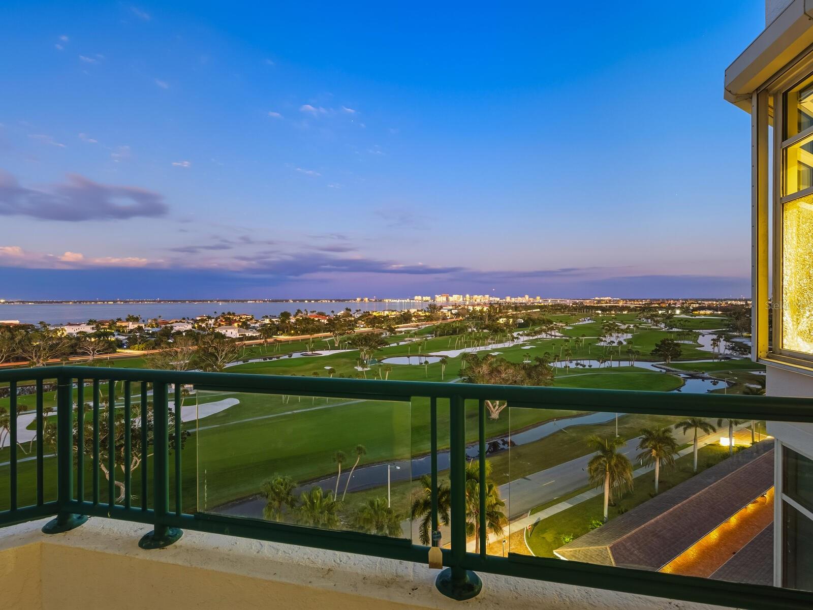 655 LONGBOAT CLUB RD #1PH, LONGBOAT KEY, FL, 34228