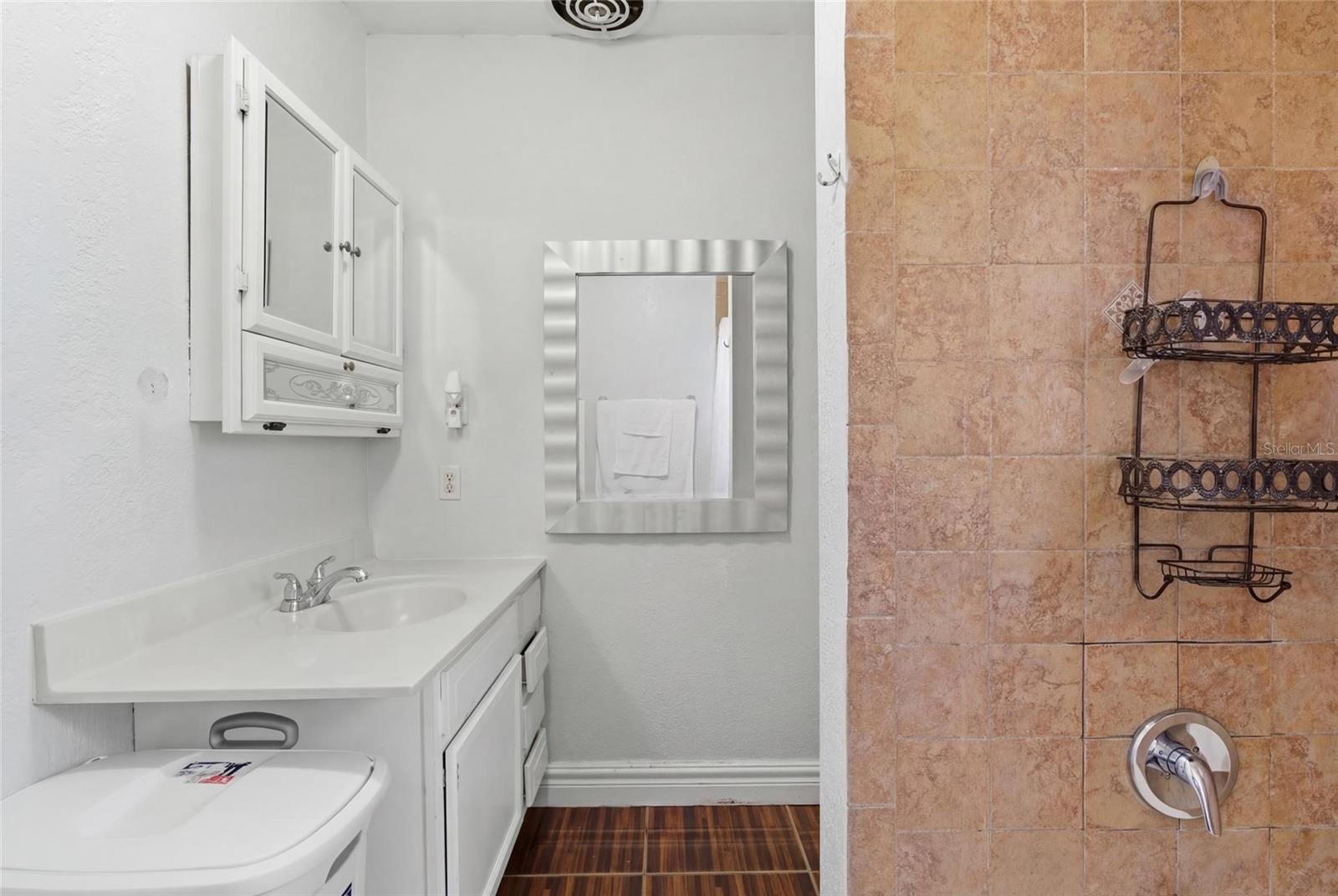 4608 HARVEY AVE, TAMPA, FL, 33603