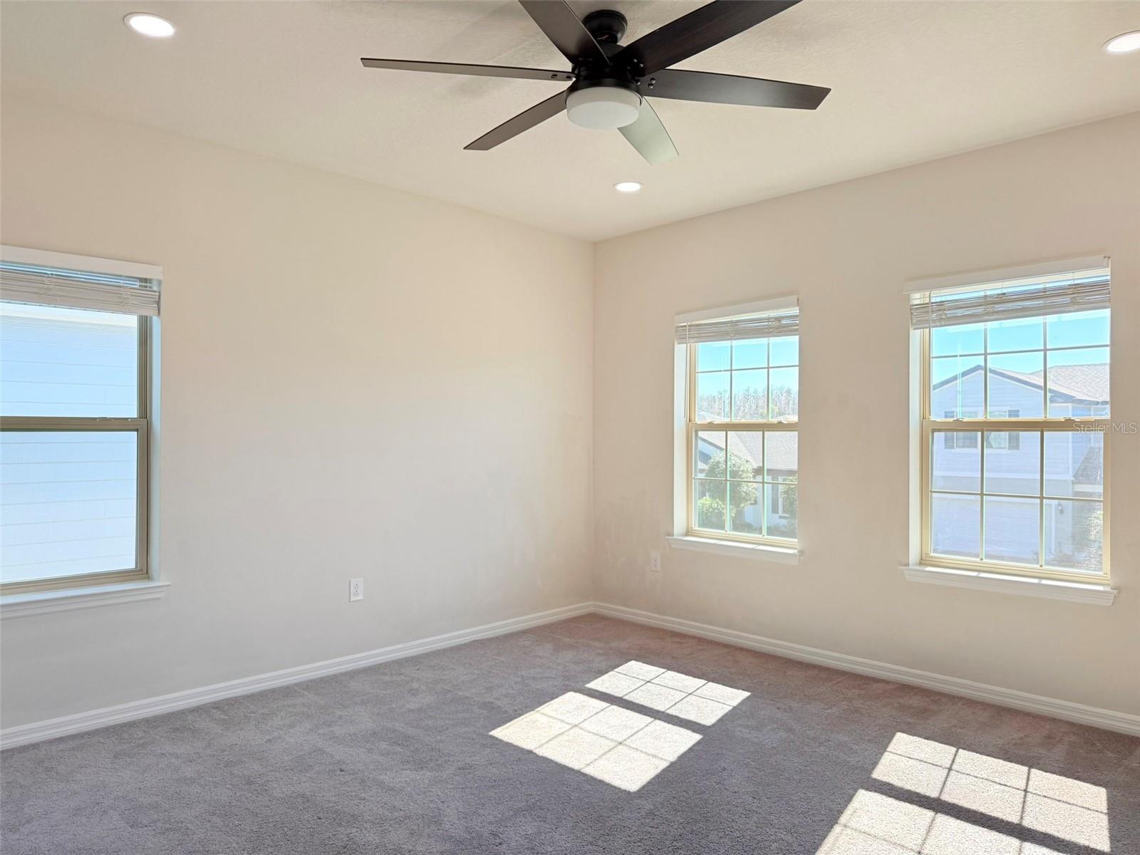 10844 ROLLING MOSS RD, TAMPA, FL, 33647