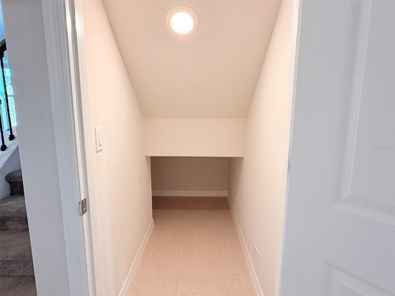 10844 ROLLING MOSS RD, TAMPA, FL, 33647