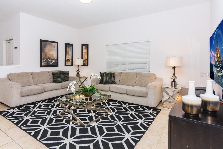 2963 BANANA PALM DR, KISSIMMEE, FL, 34747