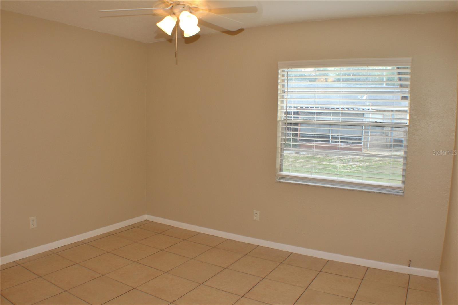 9515 FIELDVIEW CIR, THONOTOSASSA, FL, 33592