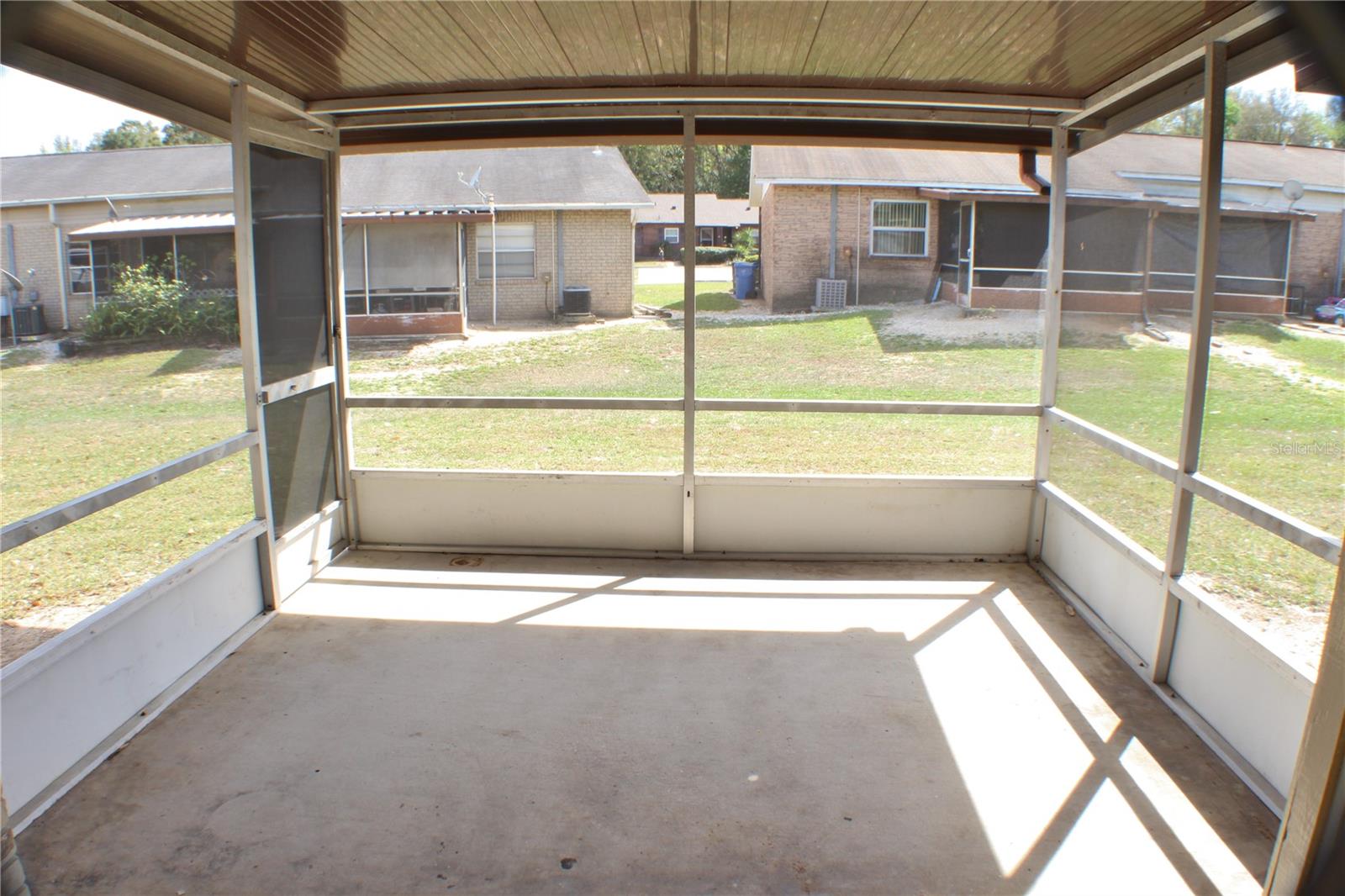 9515 FIELDVIEW CIR, THONOTOSASSA, FL, 33592