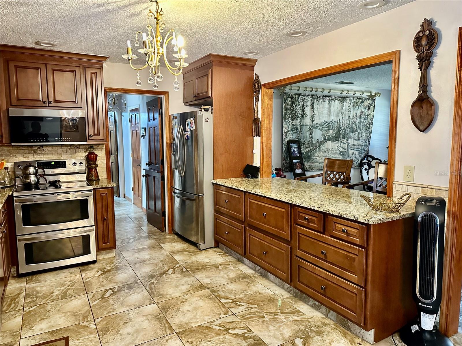 8834 WHISPERING OAKS TRL, NEW PORT RICHEY, FL, 34654