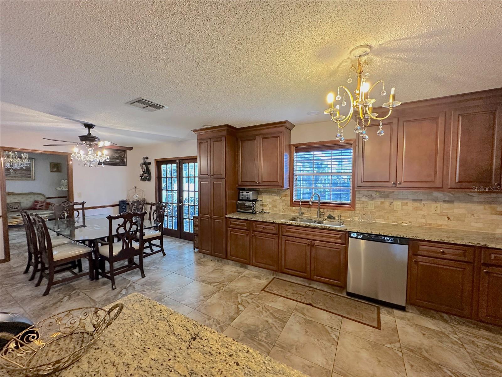 8834 WHISPERING OAKS TRL, NEW PORT RICHEY, FL, 34654