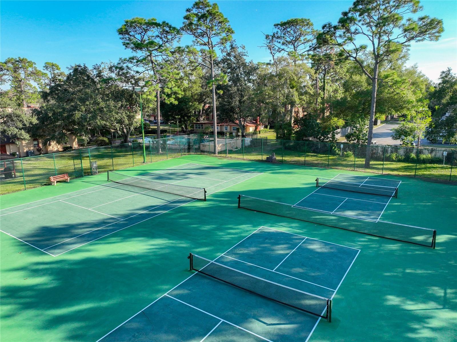 2860 N POWERS DR #10, ORLANDO, FL, 32818