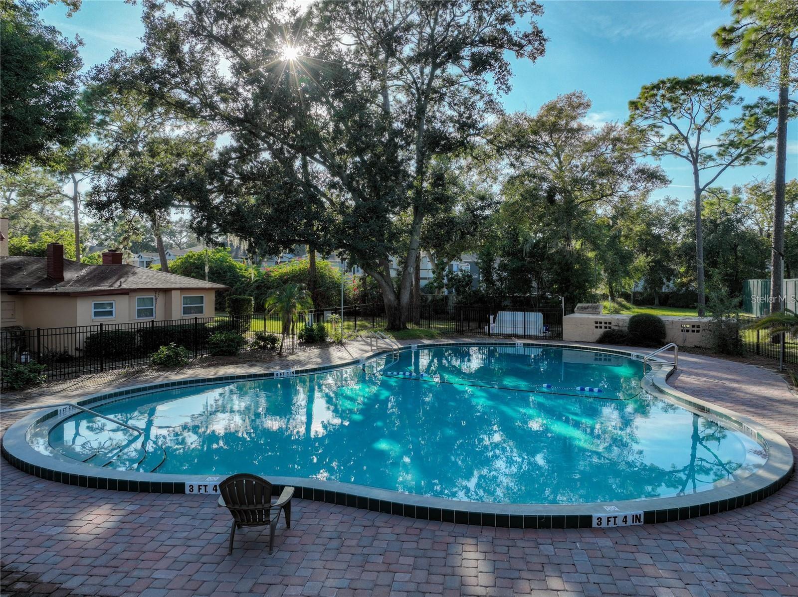 2860 N POWERS DR #10, ORLANDO, FL, 32818