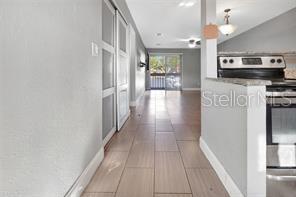 2860 N POWERS DR #10, ORLANDO, FL, 32818