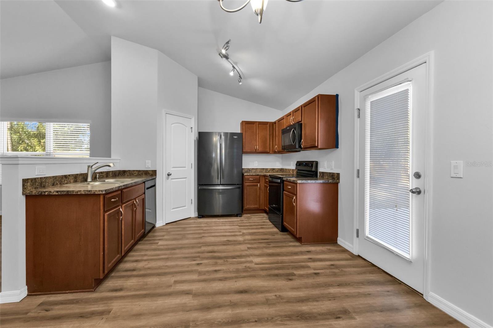 22050 SEATON AVE, PORT CHARLOTTE, FL, 33954