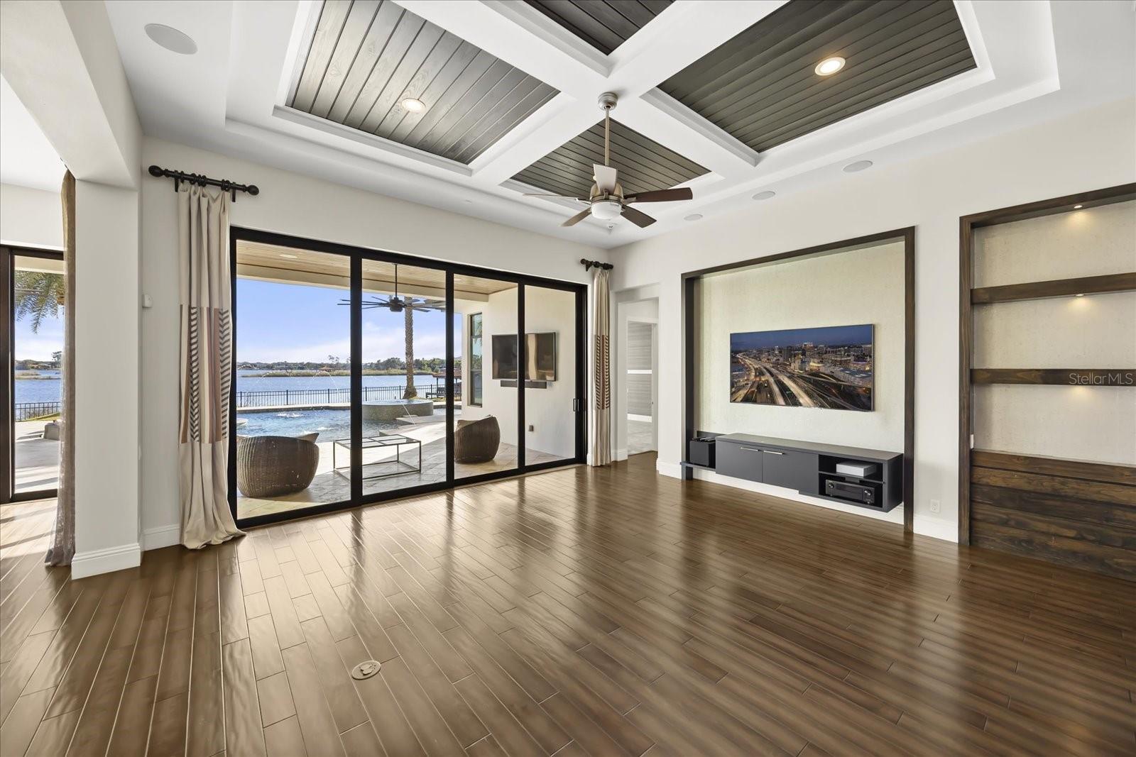 O6378446 Property Photo