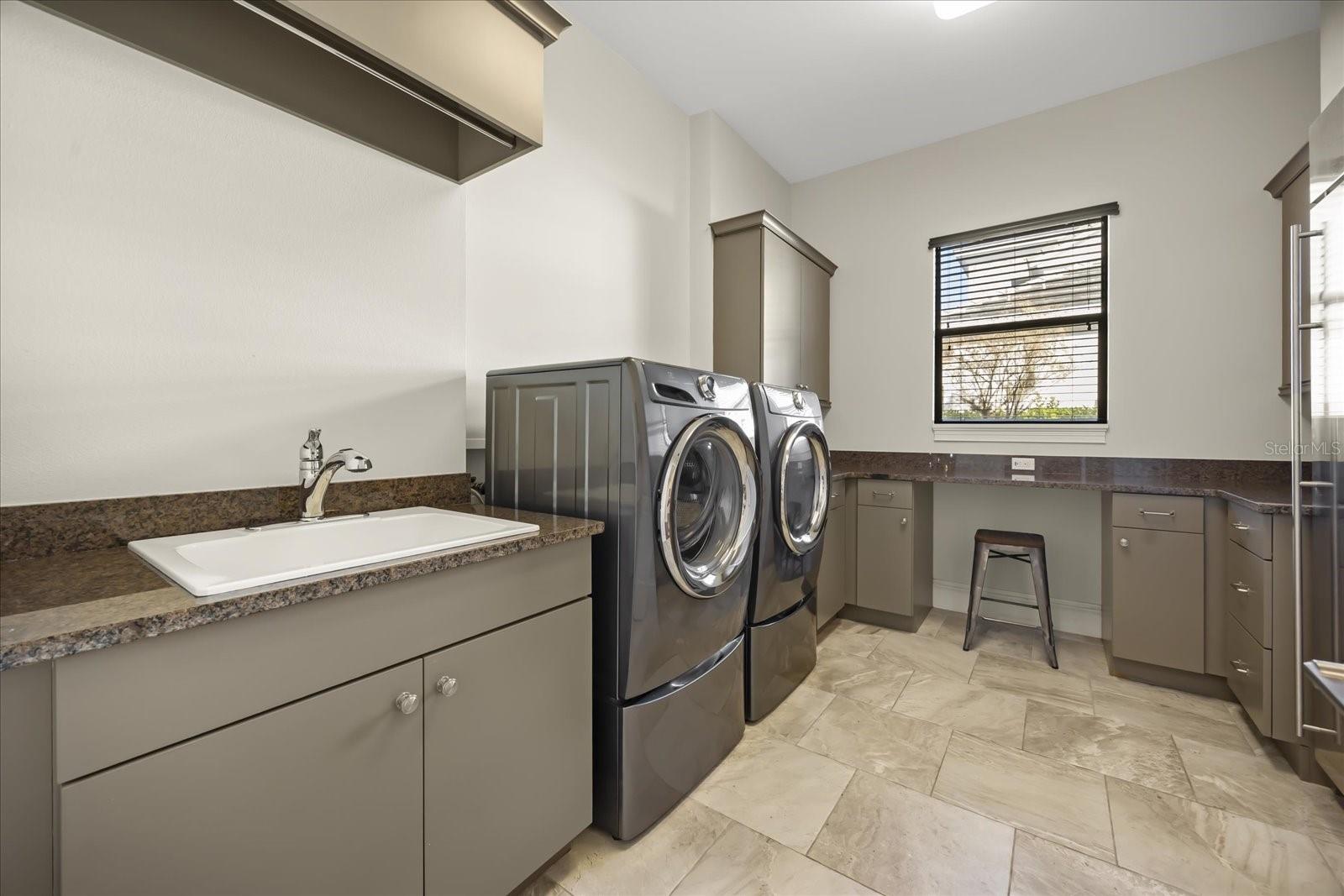 O6378446 Property Photo