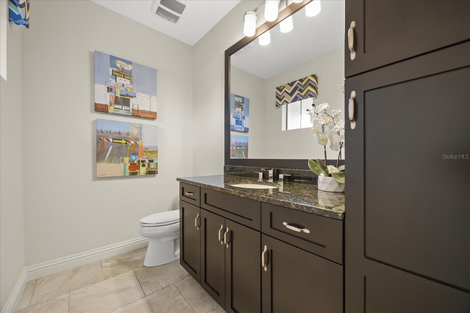 O6378446 Property Photo