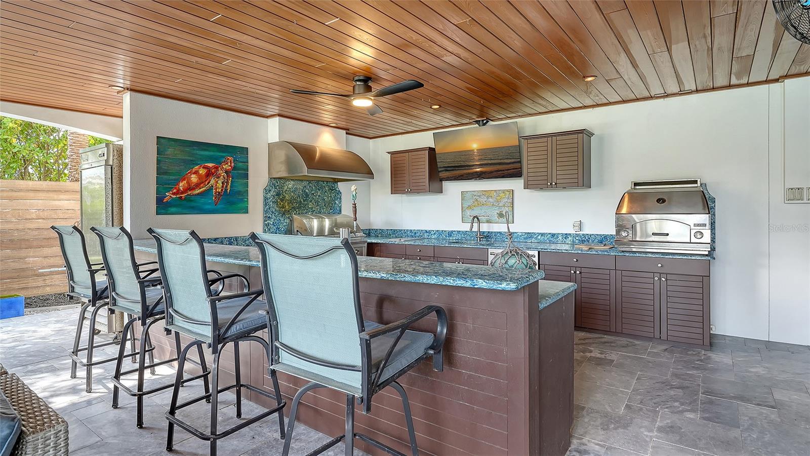 A4680603 Property Photo