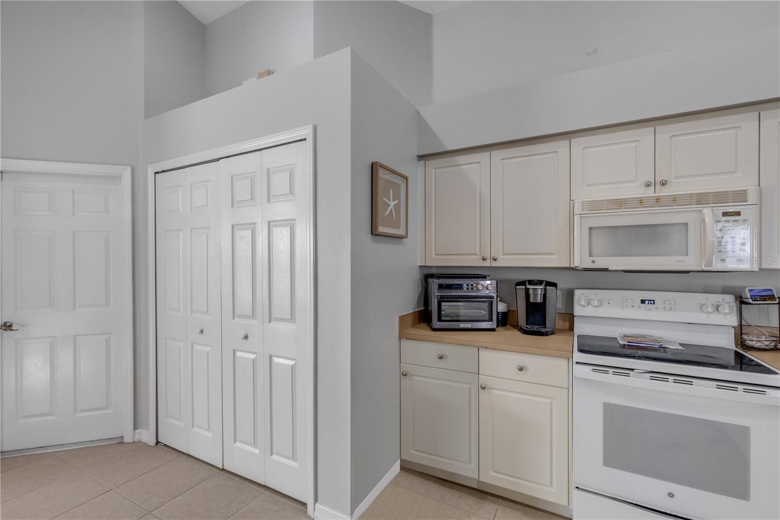 649 CORAL TRACE BLVD, EDGEWATER, FL, 32132