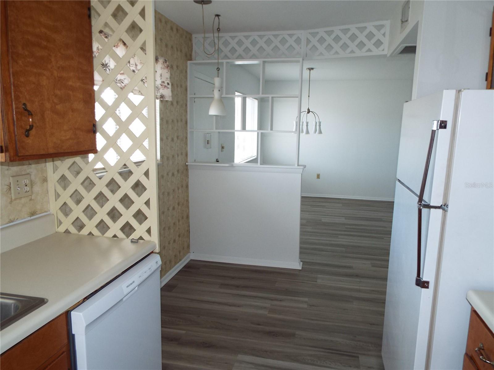 1556 COUNCIL DR, SUN CITY CENTER, FL, 33573