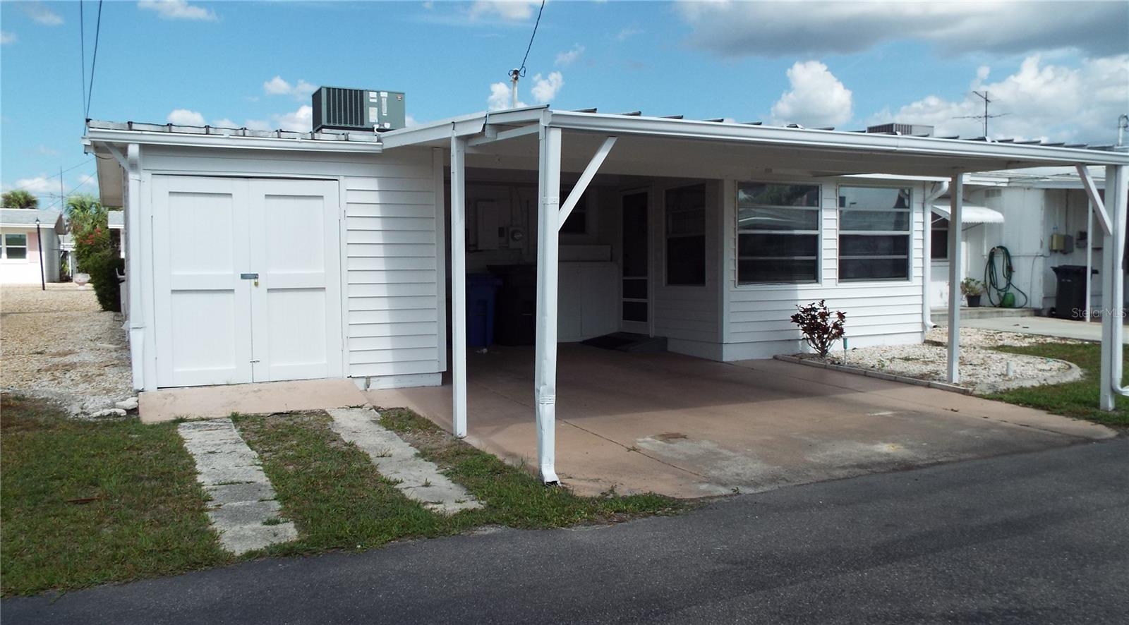 1556 COUNCIL DR, SUN CITY CENTER, FL, 33573