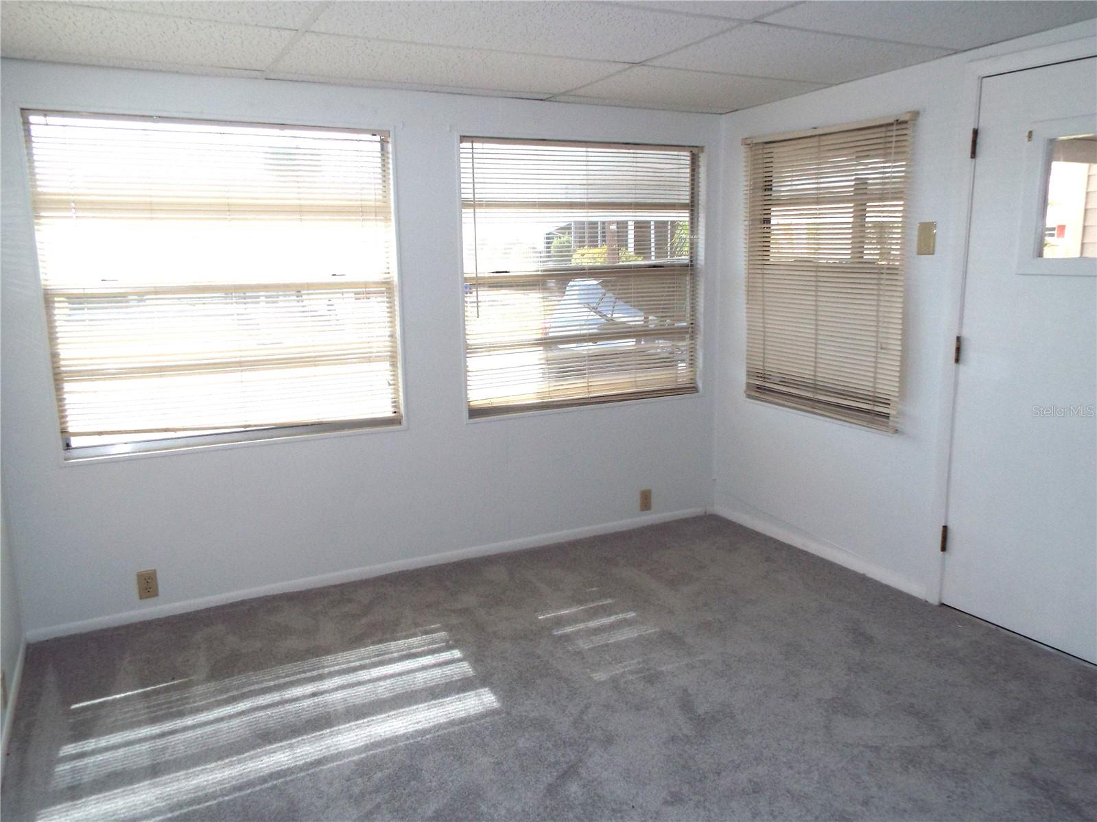 1556 COUNCIL DR, SUN CITY CENTER, FL, 33573