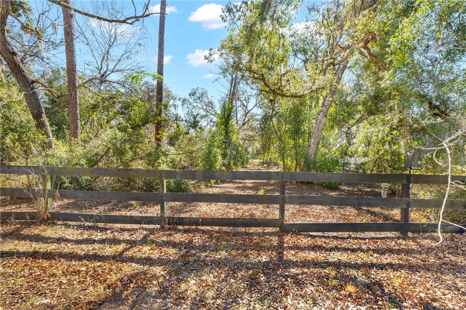 5104 WESTLAKE BLVD, DADE CITY, FL, 33523