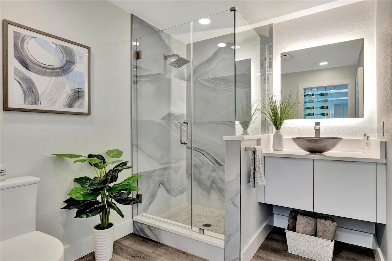 1901 KANSAS AVE NE, ST PETERSBURG, FL, 33703