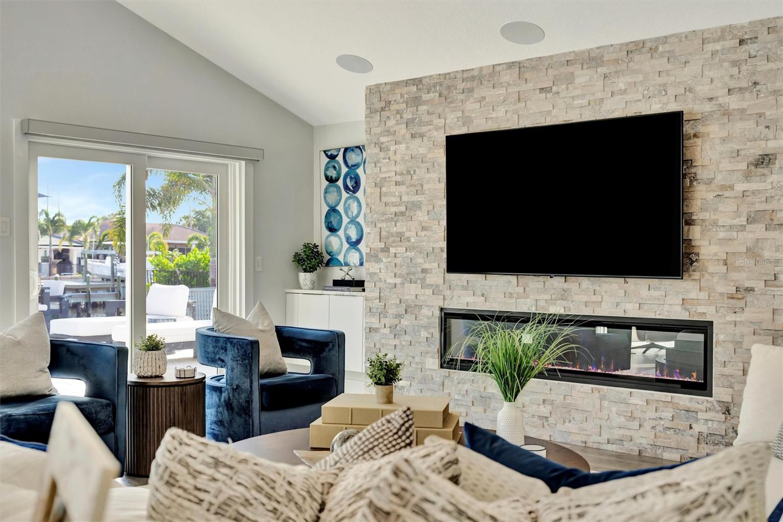 1901 KANSAS AVE NE, ST PETERSBURG, FL, 33703