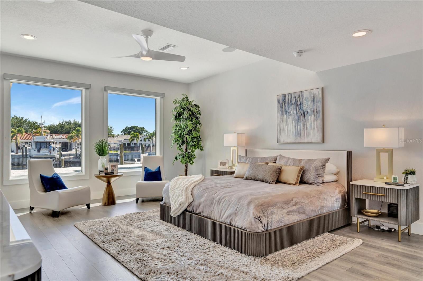 1901 KANSAS AVE NE, ST PETERSBURG, FL, 33703