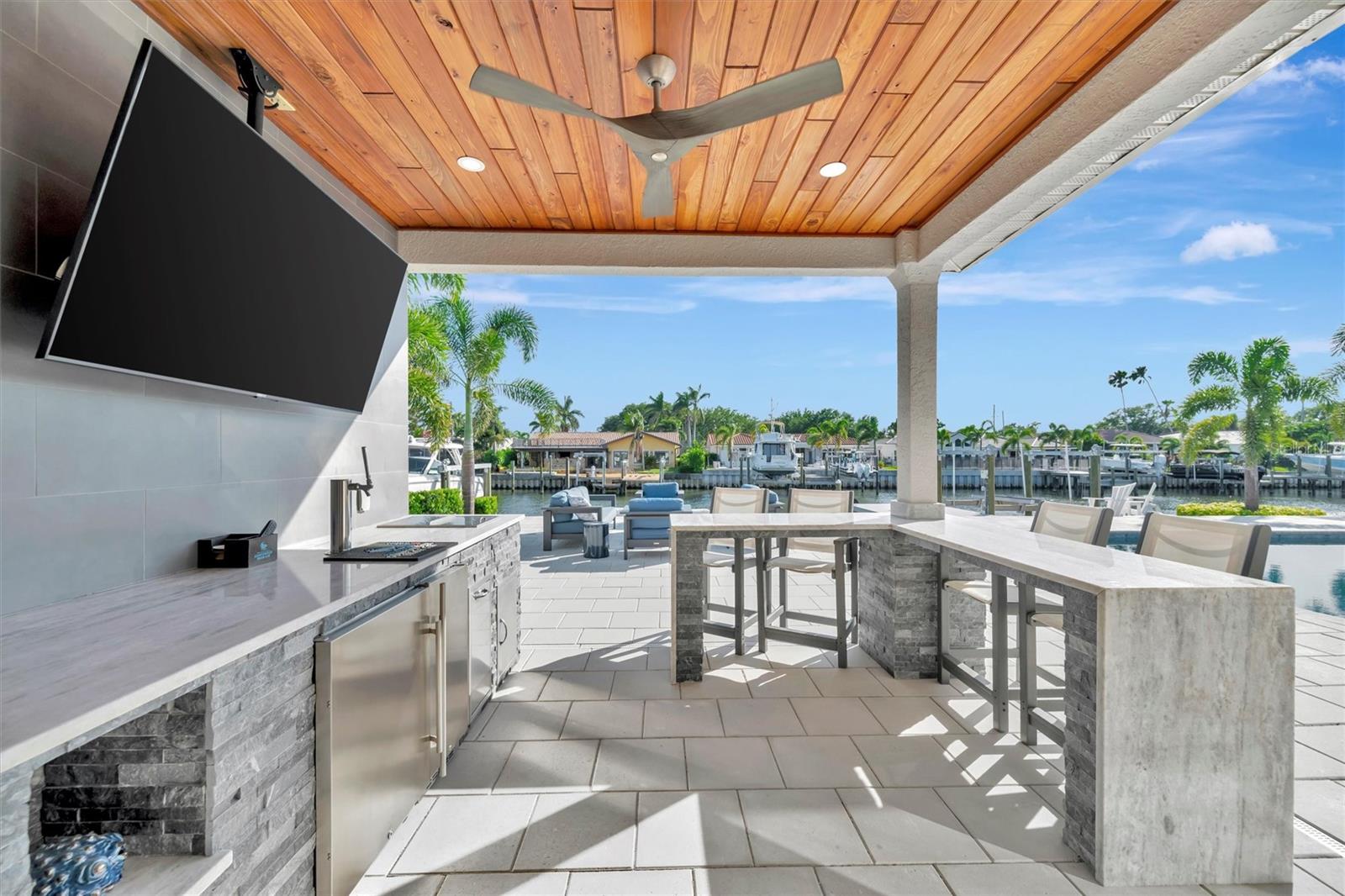 1901 KANSAS AVE NE, ST PETERSBURG, FL, 33703