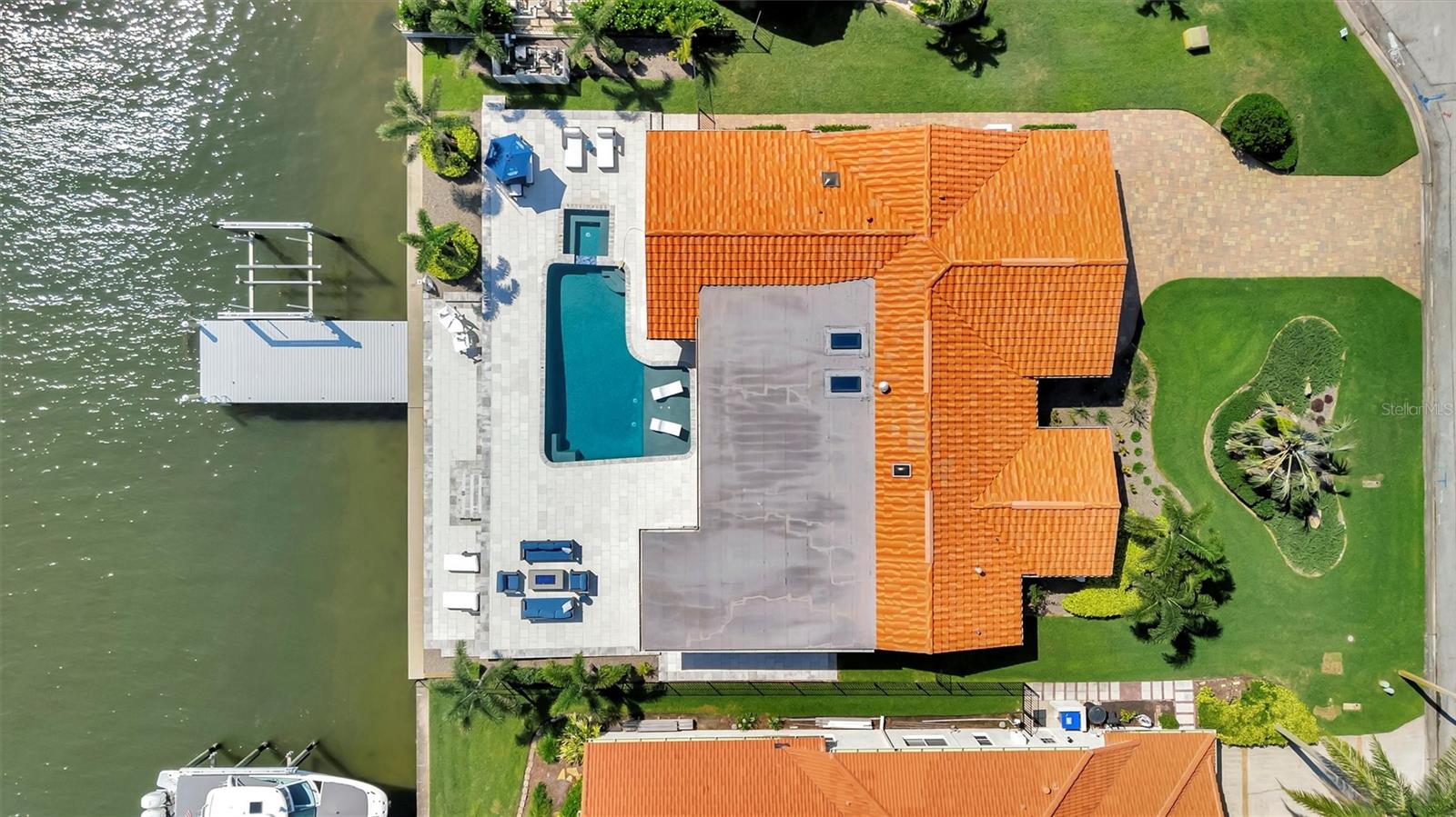 1901 KANSAS AVE NE, ST PETERSBURG, FL, 33703