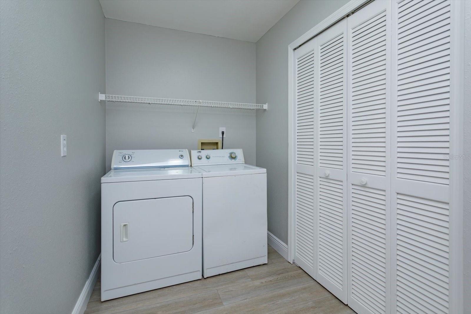 54-56 BOUGAINVILLEA DR, DEBARY, FL, 32713