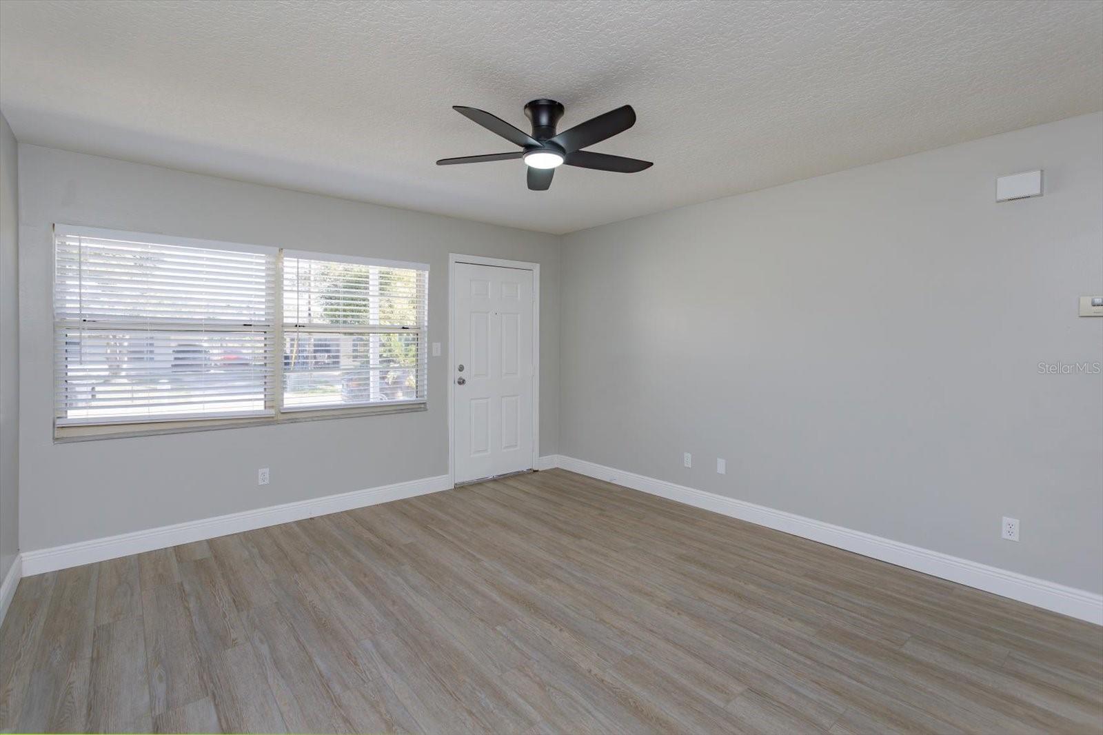 54-56 BOUGAINVILLEA DR, DEBARY, FL, 32713