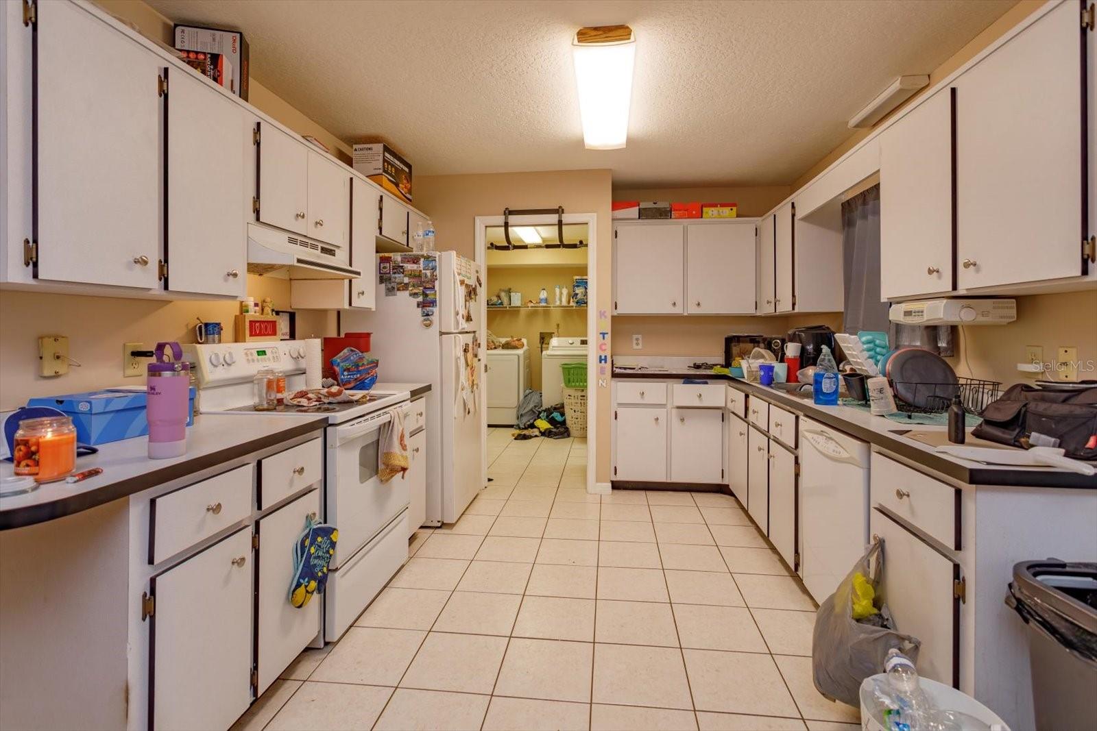 54-56 BOUGAINVILLEA DR, DEBARY, FL, 32713