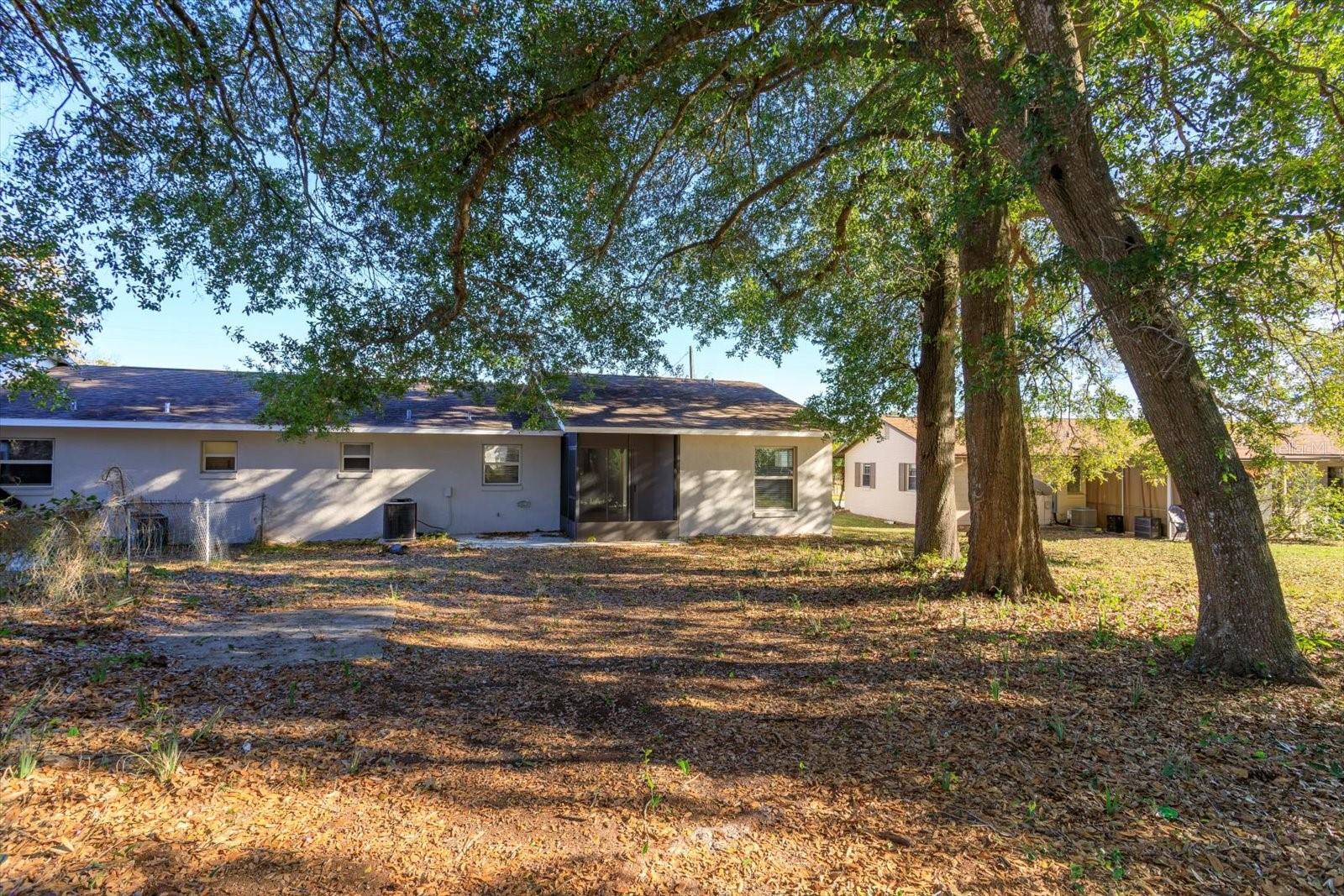 54-56 BOUGAINVILLEA DR, DEBARY, FL, 32713