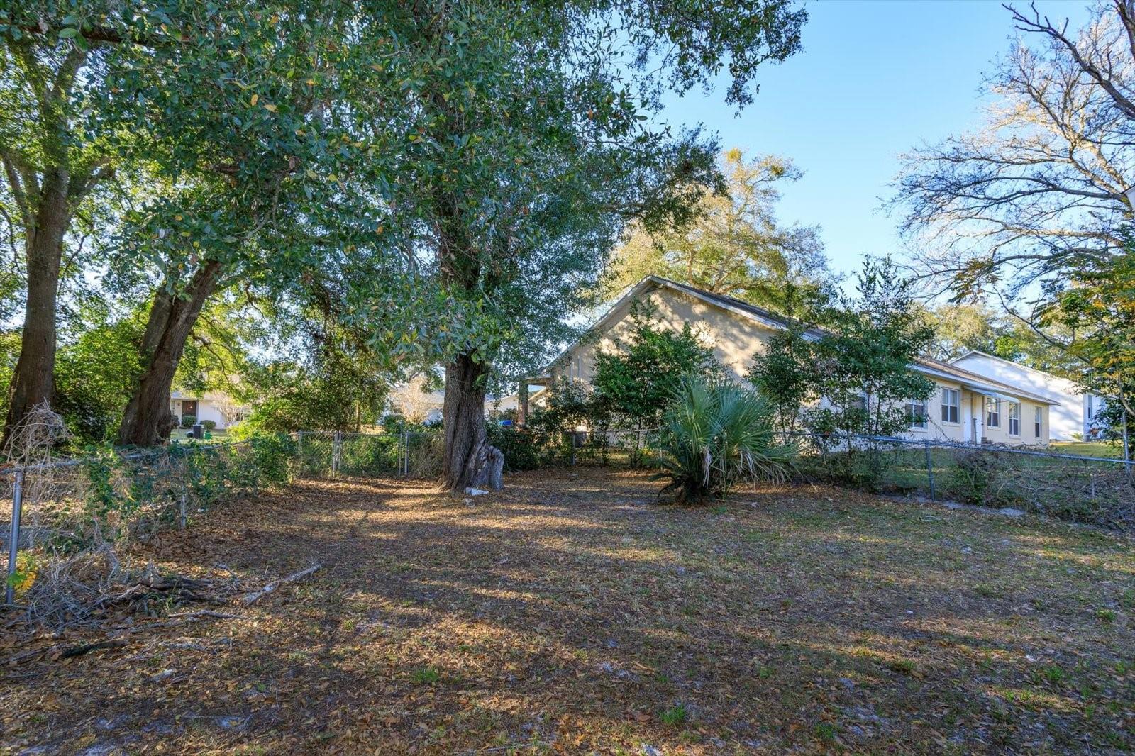 54-56 BOUGAINVILLEA DR, DEBARY, FL, 32713