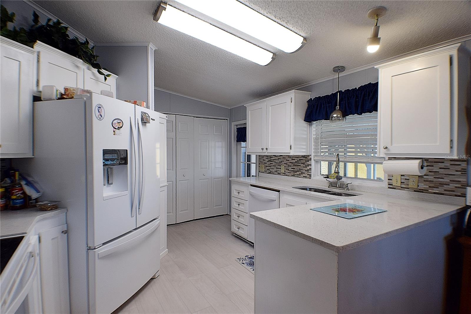 37530 POCO AVE, ZEPHYRHILLS, FL, 33541