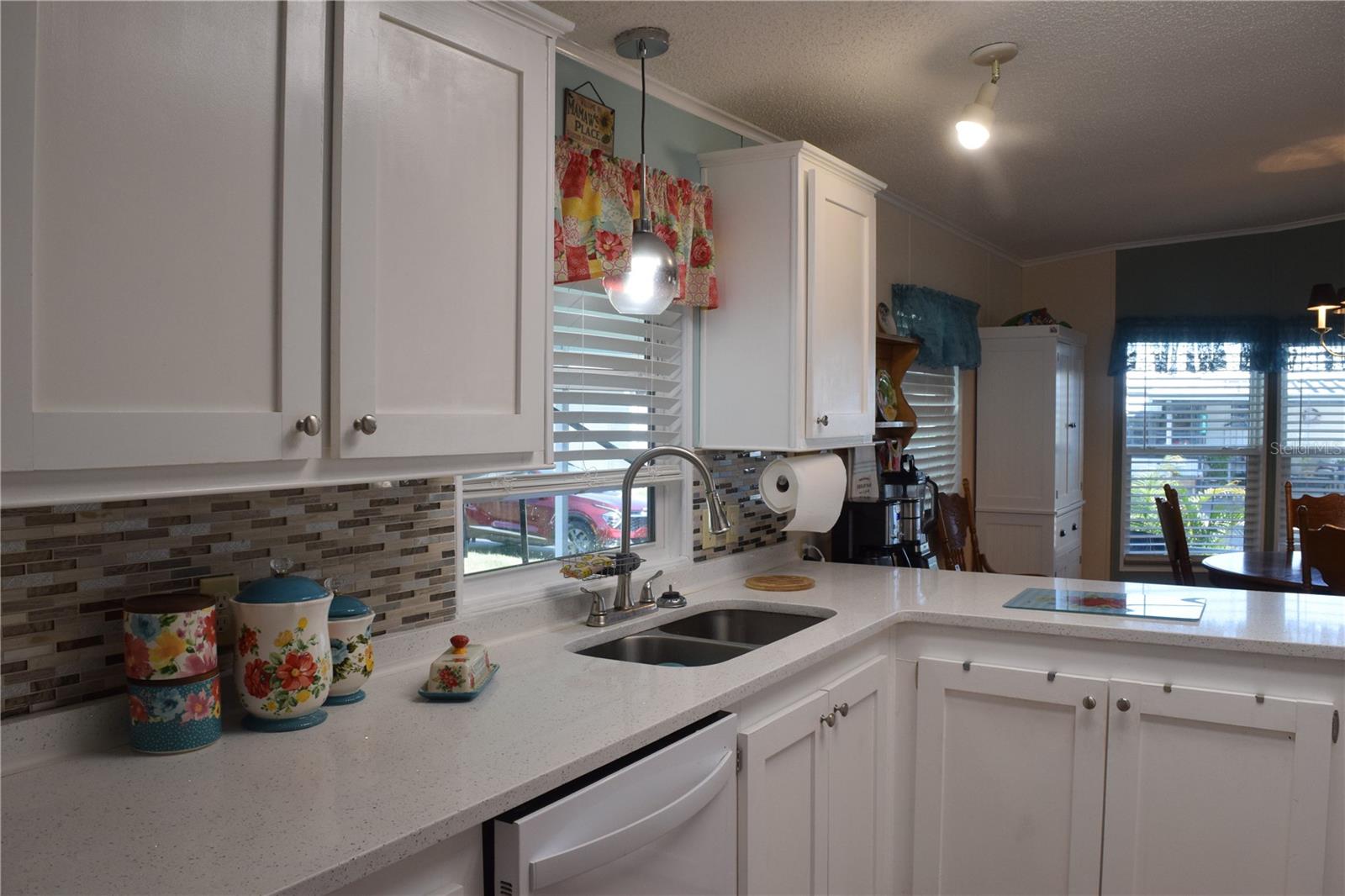 37530 POCO AVE, ZEPHYRHILLS, FL, 33541