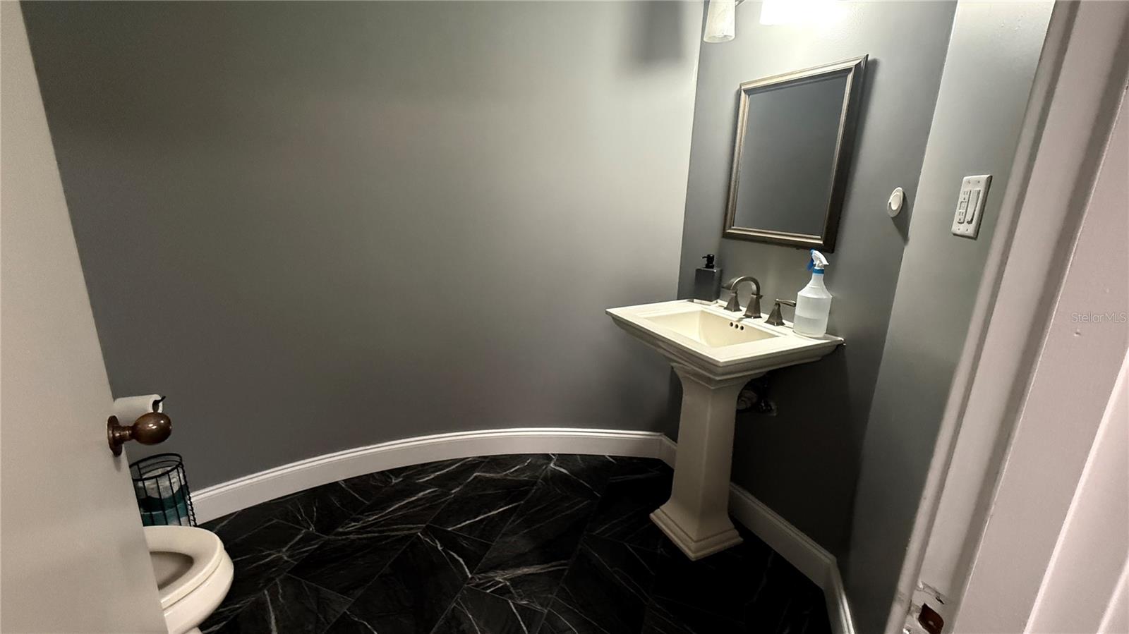 890 N STATE ROAD 434, ALTAMONTE SPRINGS, FL, 32714