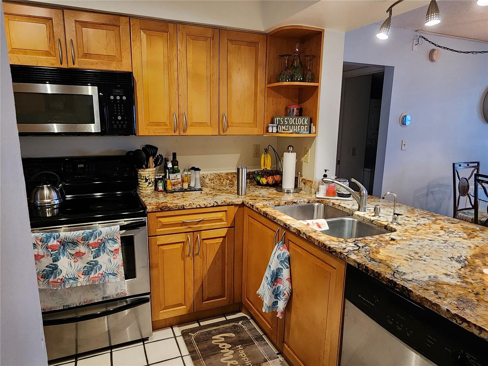 6291 BAHIA DEL MAR CIR #110, ST PETERSBURG, FL, 33715