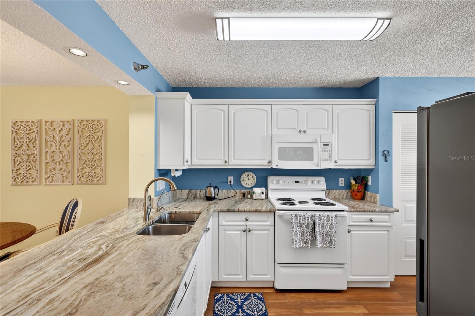 3750 PINEBROOK CIR #403, BRADENTON, FL, 34209