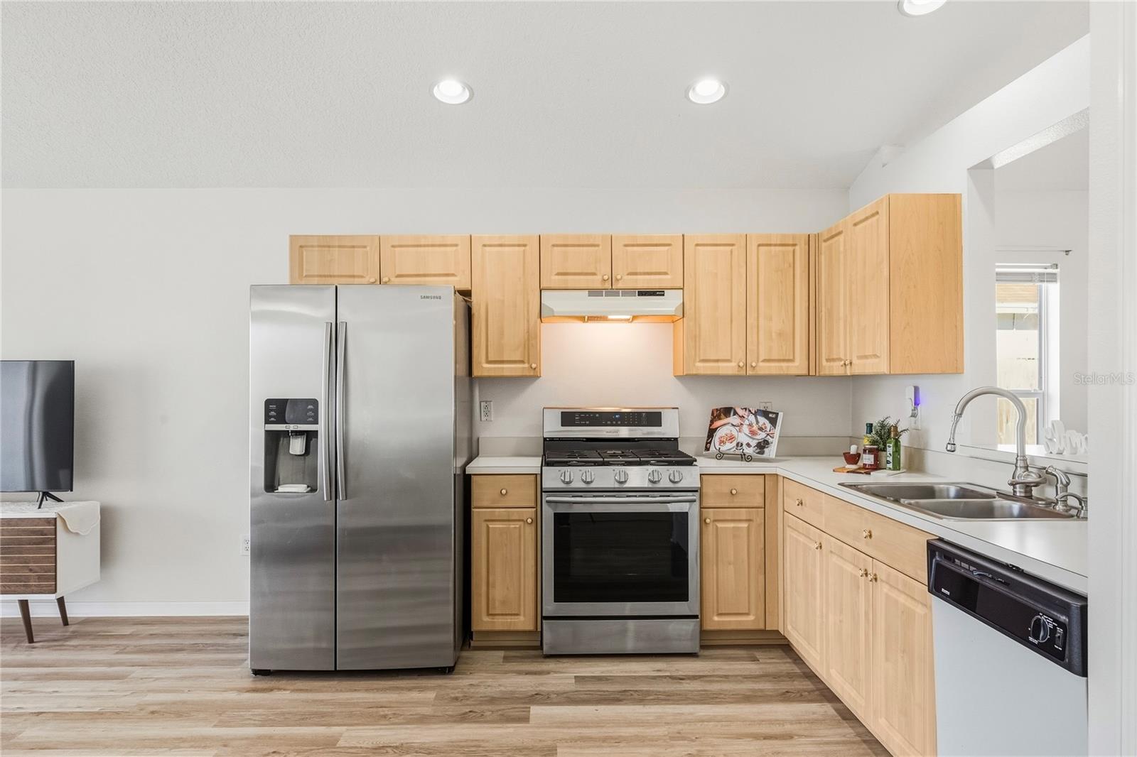 24331 CROSSCUT RD, LUTZ, FL, 33559