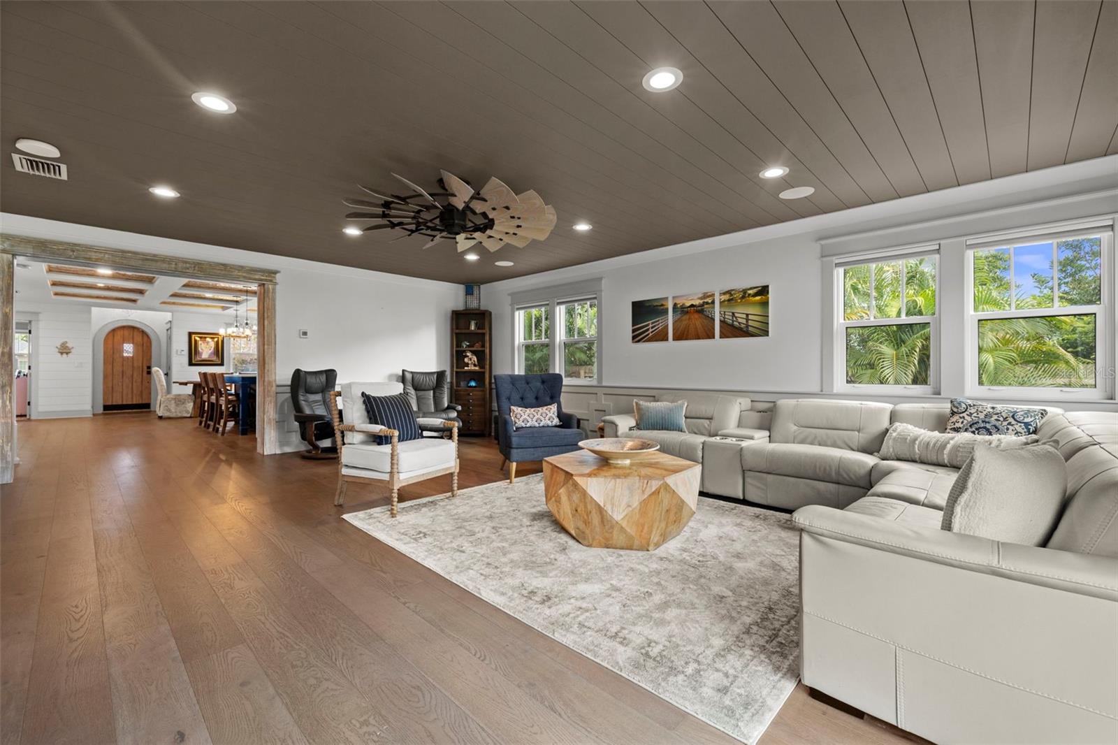 2420 14TH ST N, ST PETERSBURG, FL, 33704