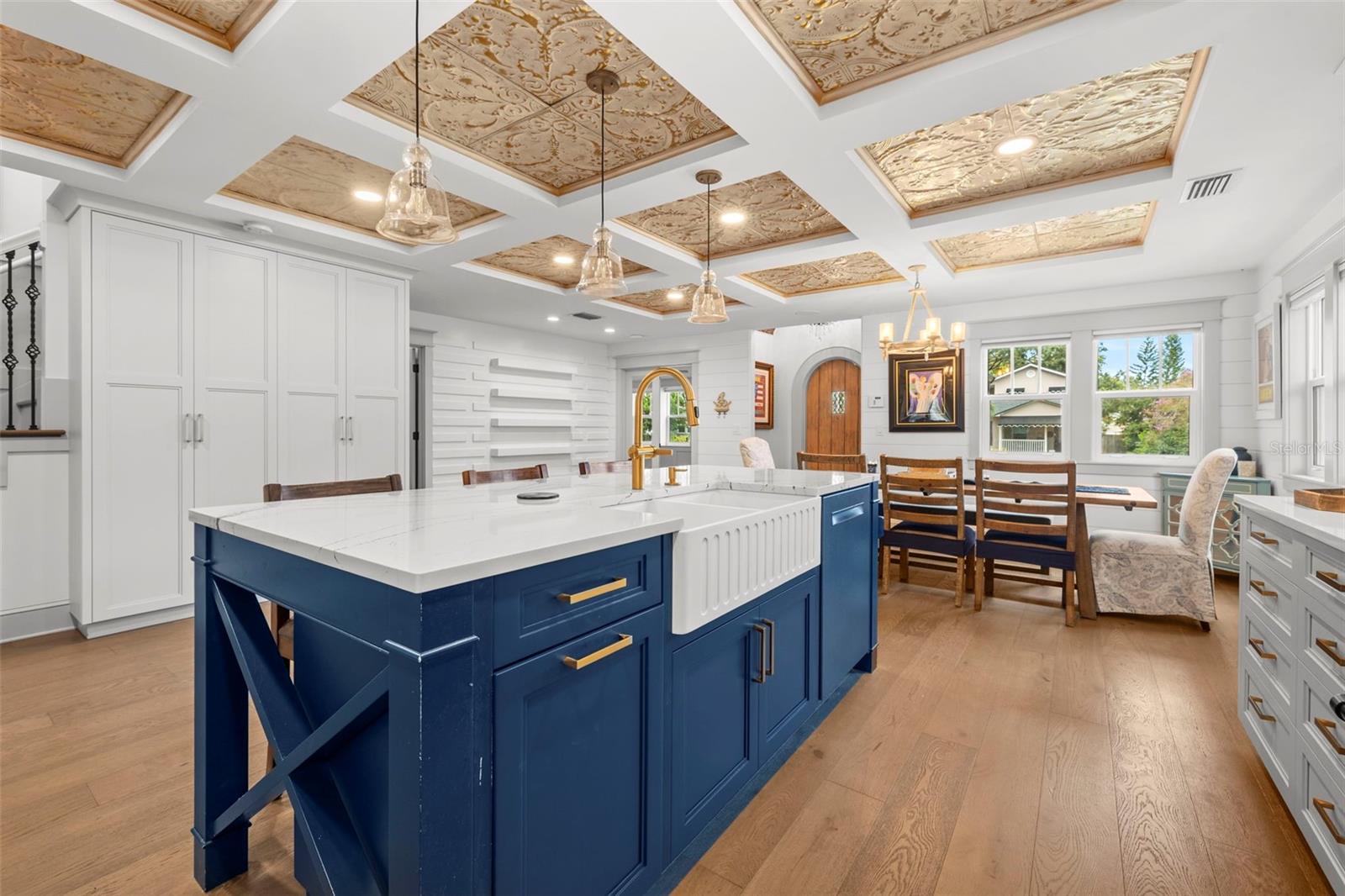 2420 14TH ST N, ST PETERSBURG, FL, 33704