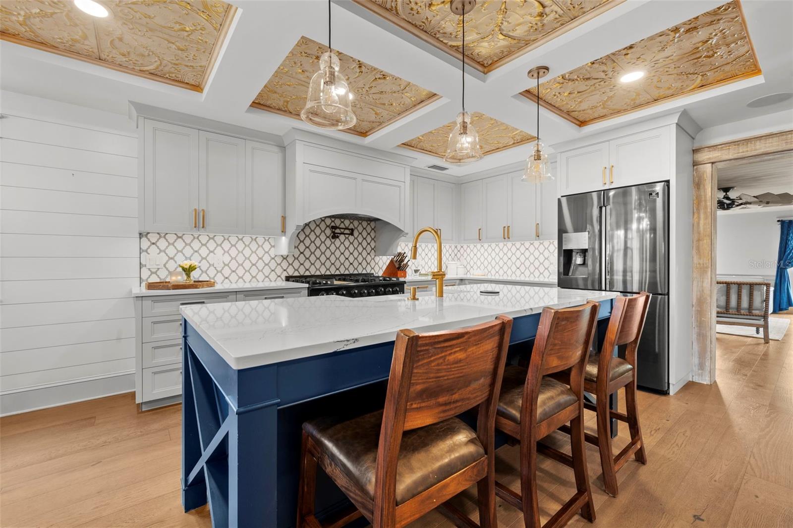 2420 14TH ST N, ST PETERSBURG, FL, 33704