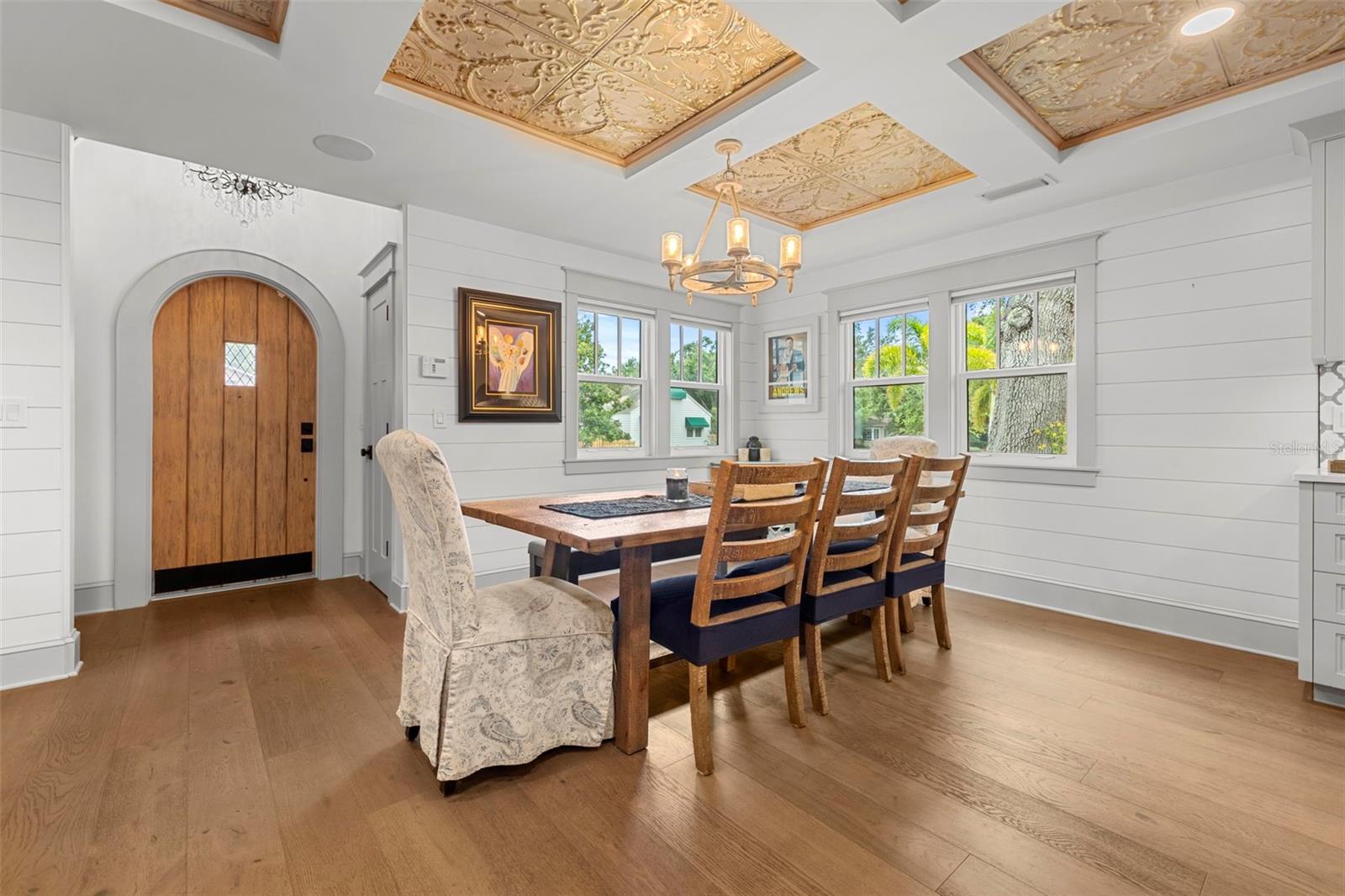 2420 14TH ST N, ST PETERSBURG, FL, 33704