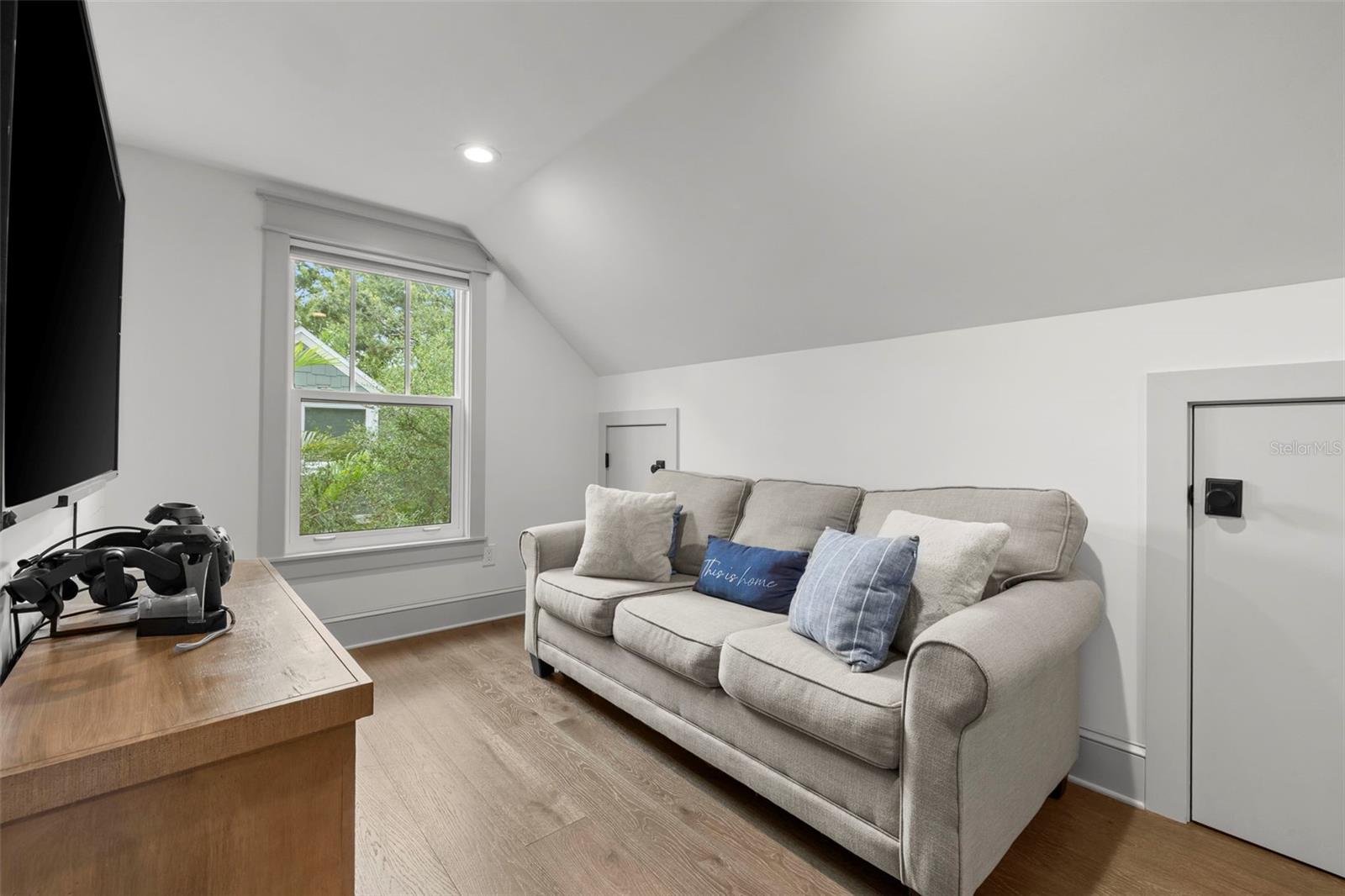 2420 14TH ST N, ST PETERSBURG, FL, 33704