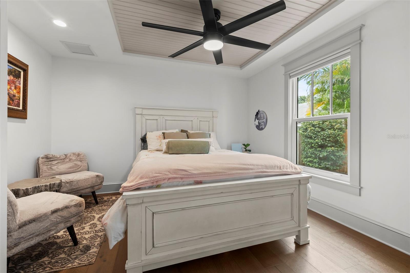 2420 14TH ST N, ST PETERSBURG, FL, 33704