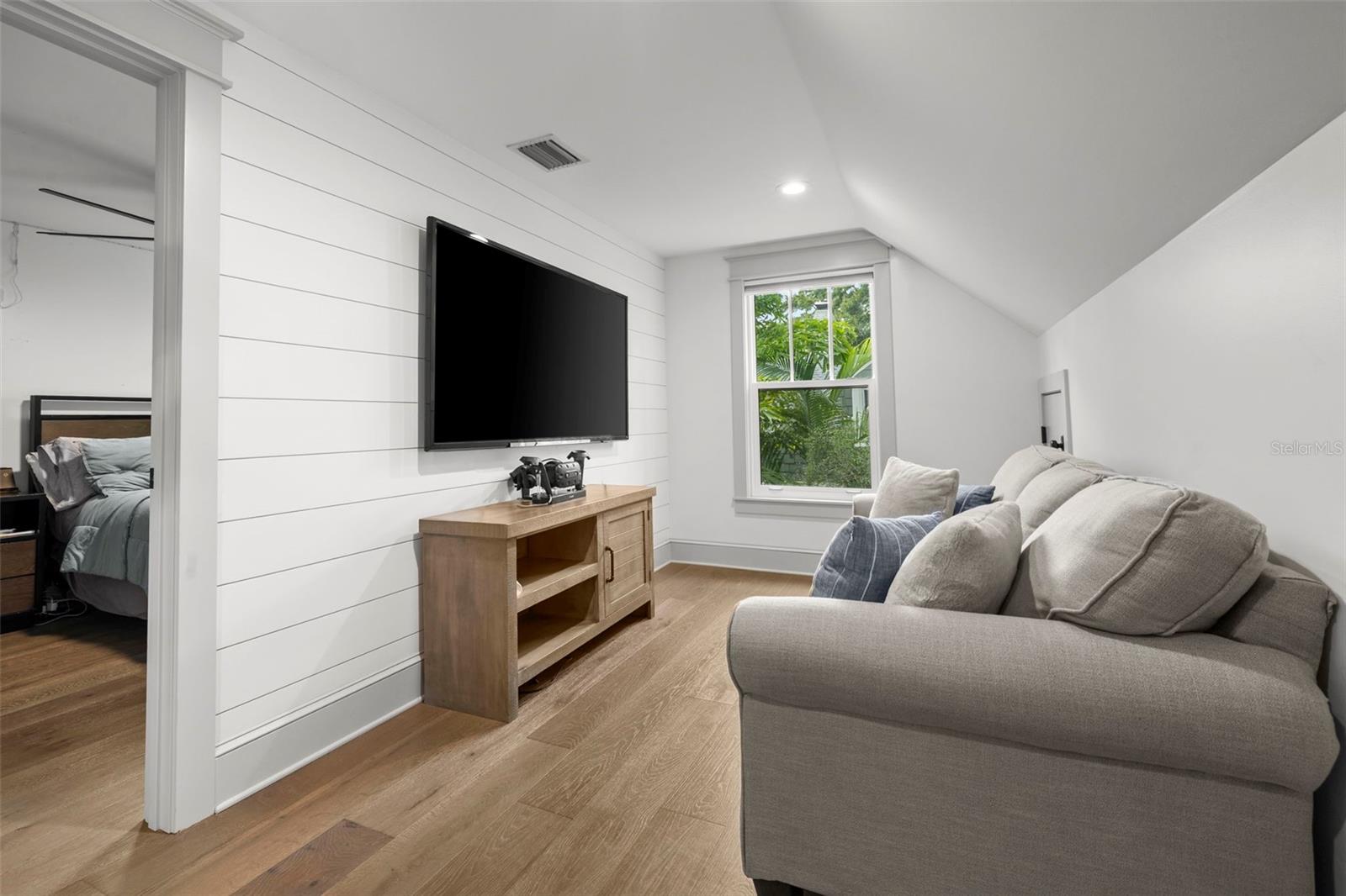 2420 14TH ST N, ST PETERSBURG, FL, 33704