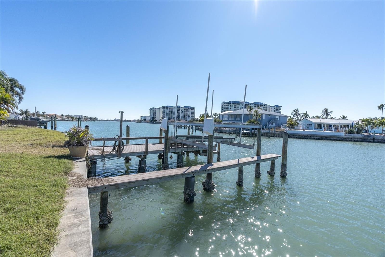 15 MARINA TER, TREASURE ISLAND, FL, 33706