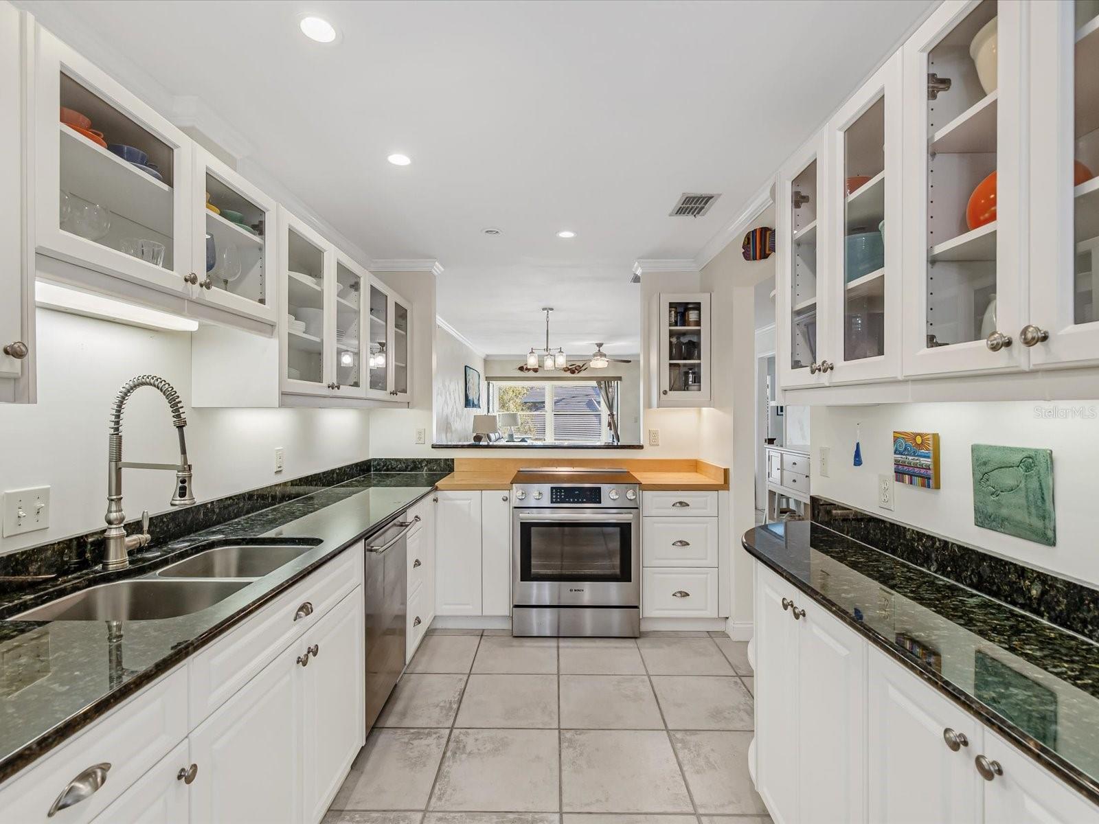 413 S BAYSHORE BLVD #4, SAFETY HARBOR, FL, 34695